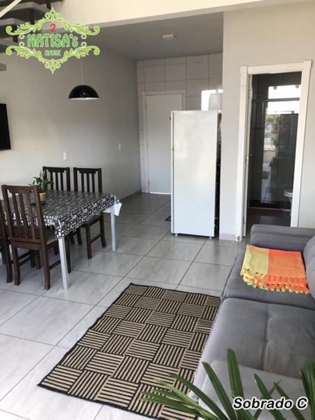 Sobrados Aconchegante Com Piscina "Natisashouse" Villa Bombinhas Eksteriør billede